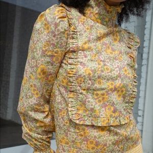 Lisa Says Gah - Tuckernuck Meadows
Lupin Top - Joplin Floral - US2